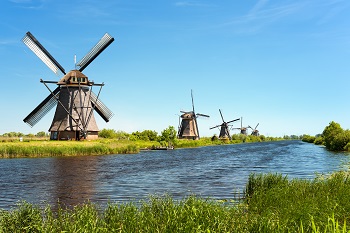 Doing business in Netherlands for foreigners